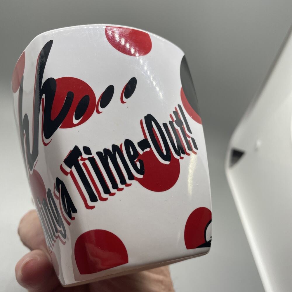 Disney Minnie Mouse "Shhh.. I'm Taking a Time-Out" Red/White Coffee Mug No Spoon - Picture 5 of 6